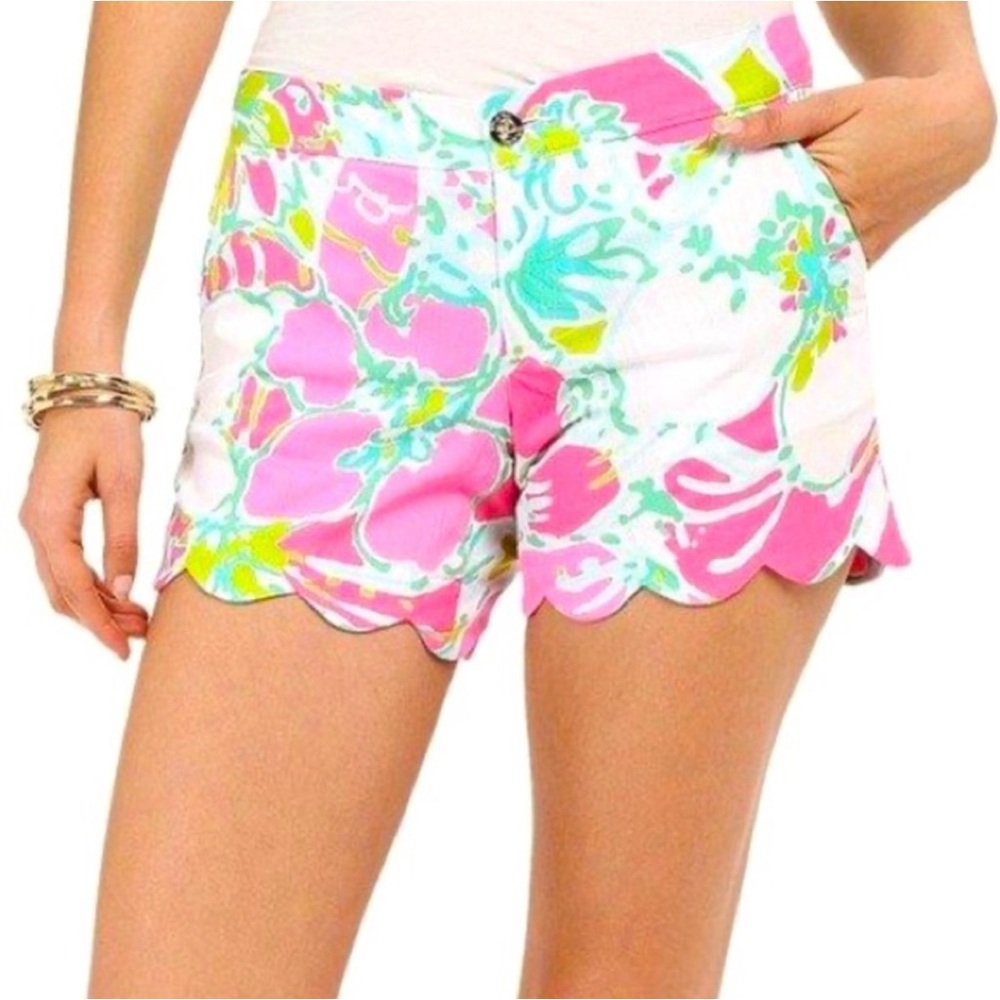 Lilly Pulitzer The Buttercup Shorts Don’t Give a Cluck Scalloped Sz2 Pink Floral